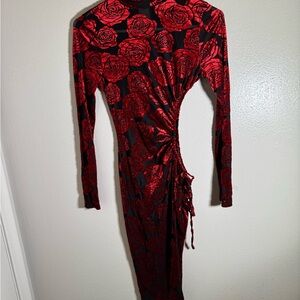 Fashion Nova Red Rose Print Side-Ruched Long Sleeve Dress